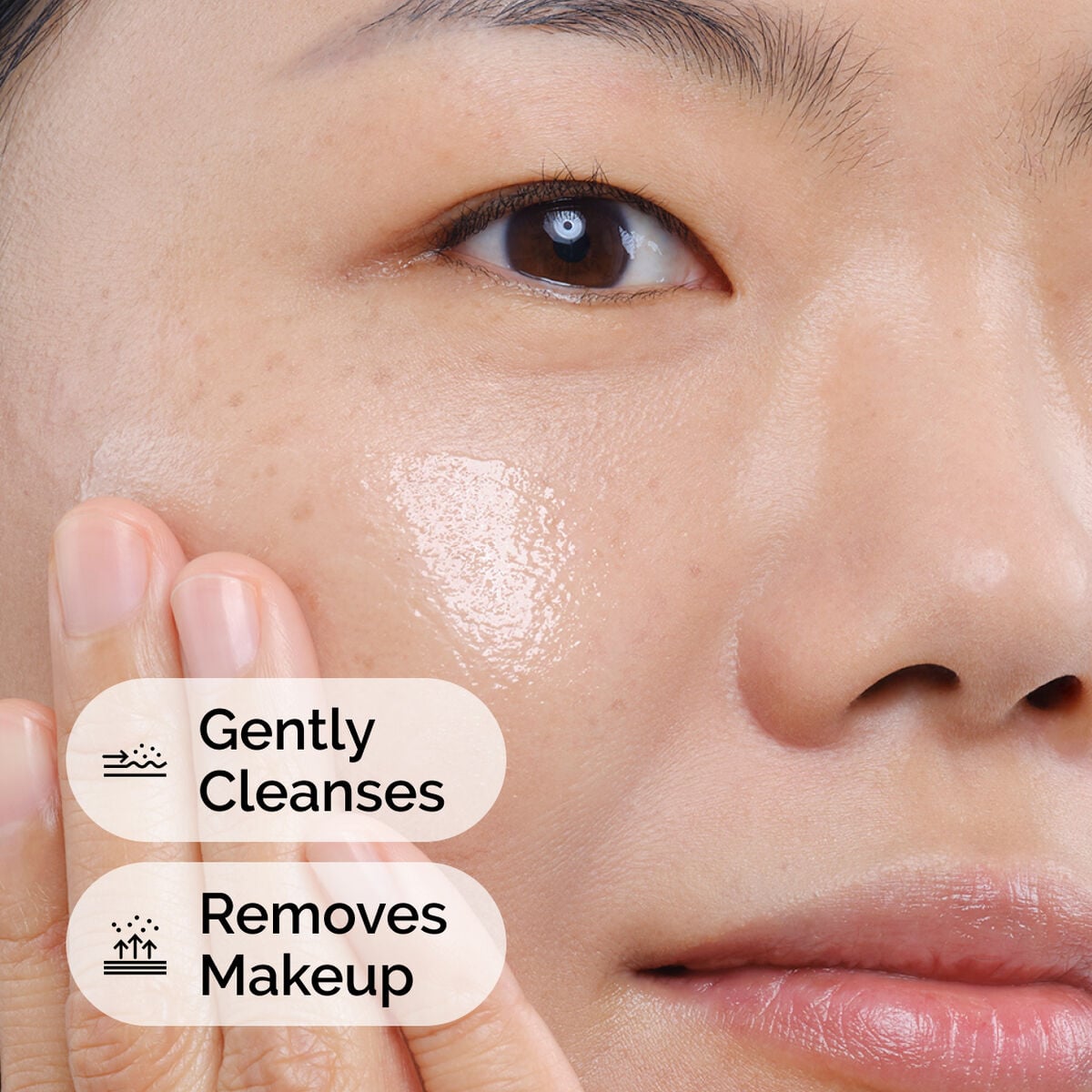squalane-cleanser-i0 ord-squalane-cleanser-model-application-with-benefits.jpg